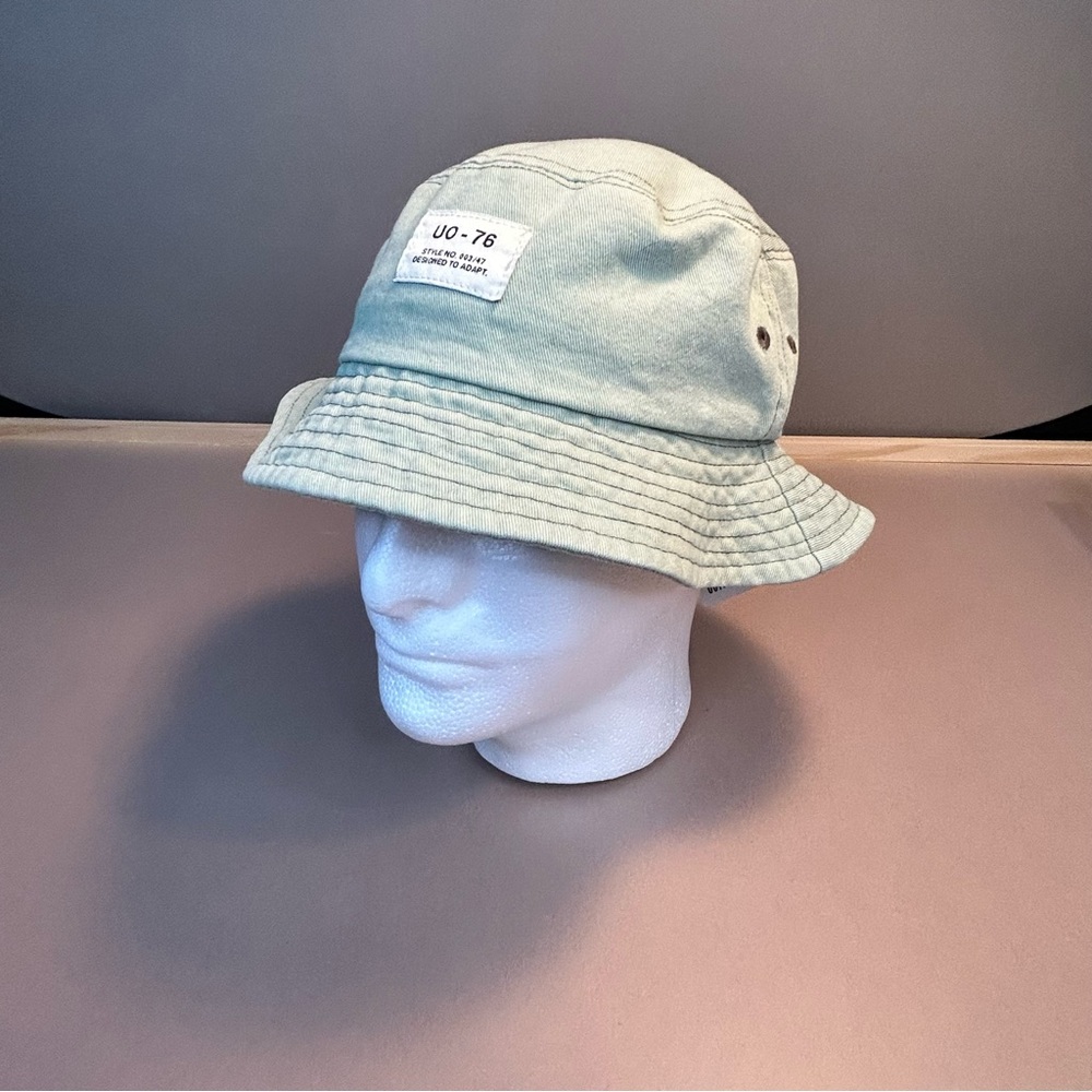NWT Urban Outfitters Stitched Canvas Bucket Hat Beige